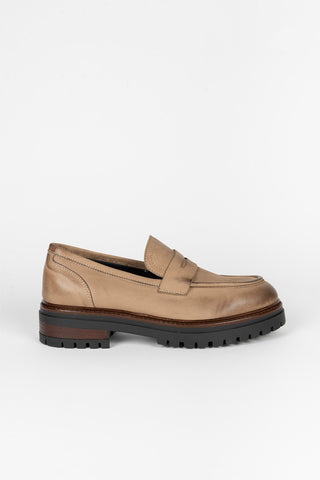 Zoila beige moccasin