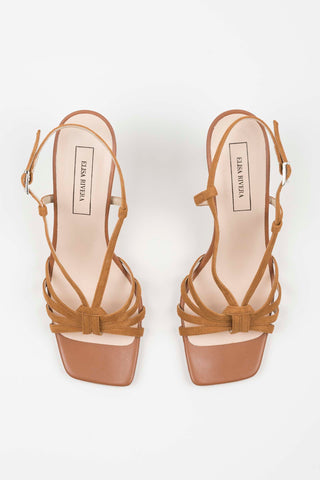 SANDALIA CAMEL TIRAS ANUDADA DELANTE TACÓN 8CM