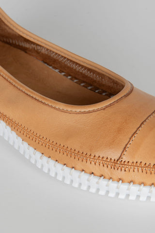 Bailarina Cécile camel