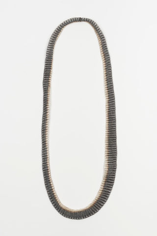 Collar Ciren plateado y gris plomo
