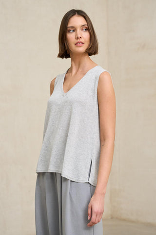 Top de punto Virel gris claro